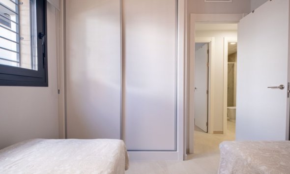 Resale - Apartment - Orihuela Costa - La Zenia