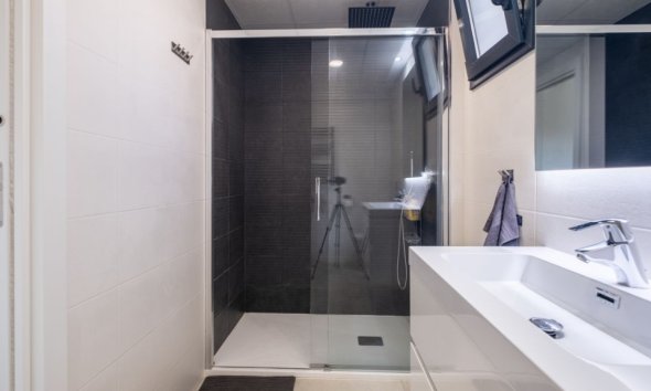 Resale - Apartment - Orihuela Costa - La Zenia