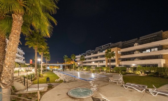 Resale - Apartment - Orihuela Costa - La Zenia