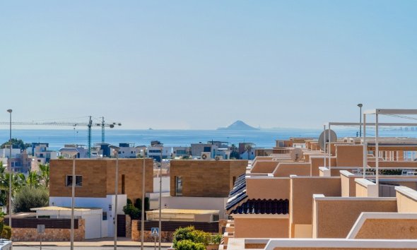 Resale - Terraced house / Townhouse - Orihuela Costa - Lomas de Cabo Roig