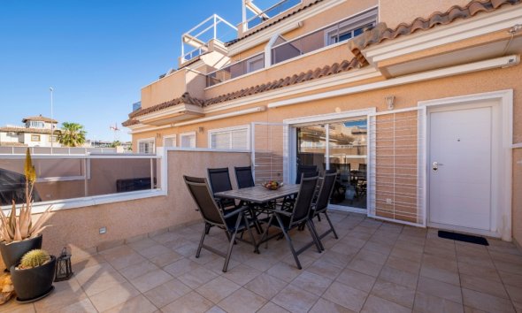 Resale - Terraced house / Townhouse - Orihuela Costa - Lomas de Cabo Roig
