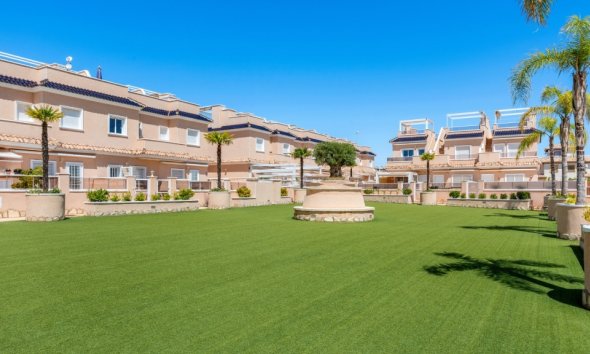 Resale - Terraced house / Townhouse - Orihuela Costa - Lomas de Cabo Roig