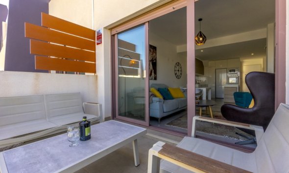 Resale - Apartment - Orihuela Costa - Mil Palmeras