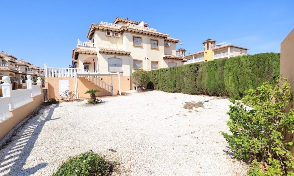 Resale - Terraced house / Townhouse - Orihuela Costa - Lomas de Cabo Roig