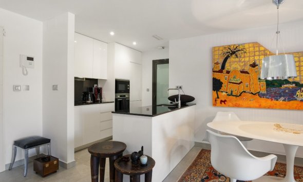 Resale - Apartment - Orihuela Costa - Los Dolses