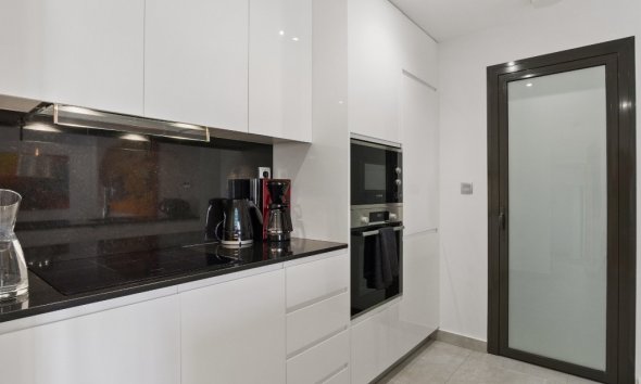 Resale - Apartment - Orihuela Costa - Los Dolses