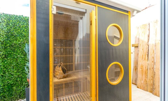 Resale - Terraced house / Townhouse - Torrevieja - Los Balcones