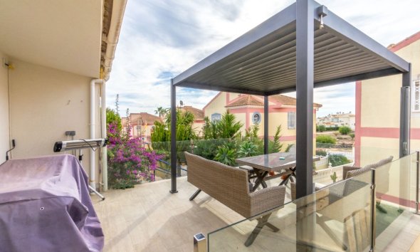 Resale - Terraced house / Townhouse - Torrevieja - Los Balcones