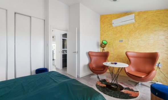 Resale - Terraced house / Townhouse - Torrevieja - Los Balcones