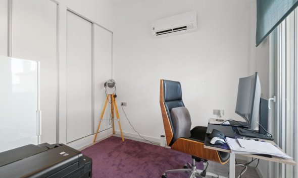 Resale - Terraced house / Townhouse - Torrevieja - Los Balcones