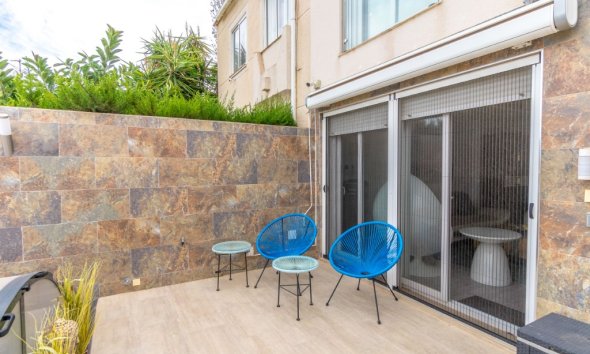 Resale - Terraced house / Townhouse - Torrevieja - Los Balcones
