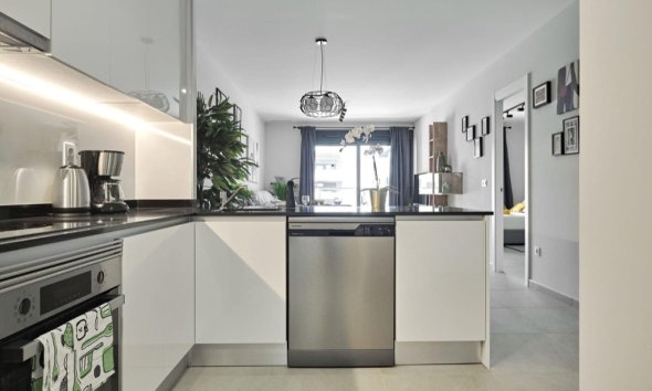 Resale - Apartment - Orihuela Costa - Playa Flamenca