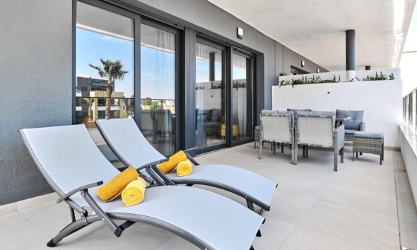 Resale - Apartment - Orihuela Costa - Playa Flamenca