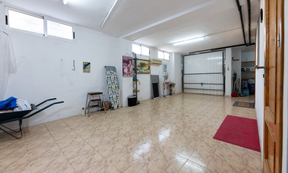 Resale - Villa - Torrevieja - Los Altos