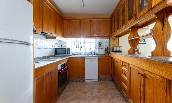 Resale - Villa - Torrevieja - Los Altos