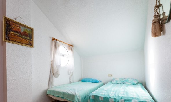 Resale - Villa - Torrevieja - Los Altos