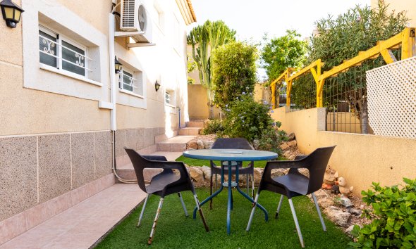Resale - Villa - Torrevieja - Los Altos