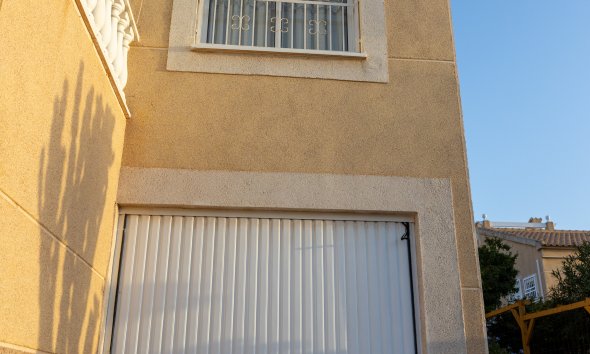 Resale - Villa - Torrevieja - Los Altos