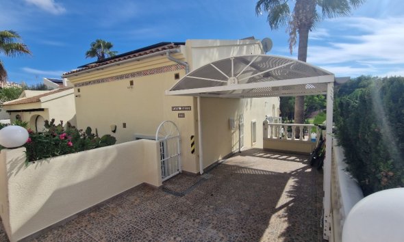 Resale - Villa - Orihuela Costa - Las Ramblas