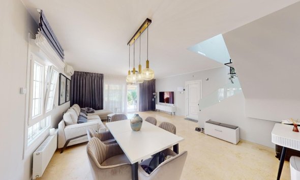 Resale - Villa - Orihuela Costa - Las Ramblas