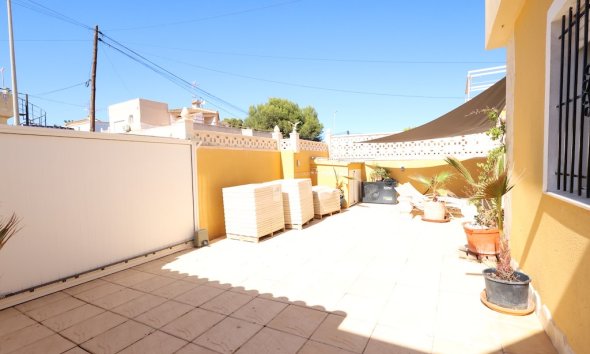 Resale - Villa - Orihuela Costa - Lomas de Cabo Roig