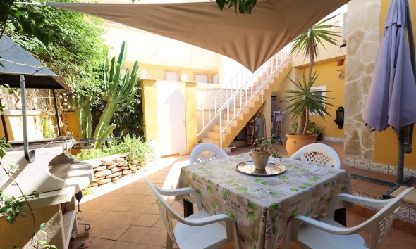 Resale - Villa - Orihuela Costa - Lomas de Cabo Roig