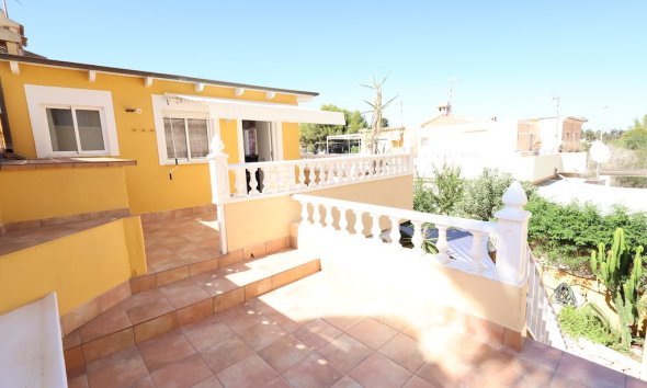 Resale - Villa - Orihuela Costa - Lomas de Cabo Roig