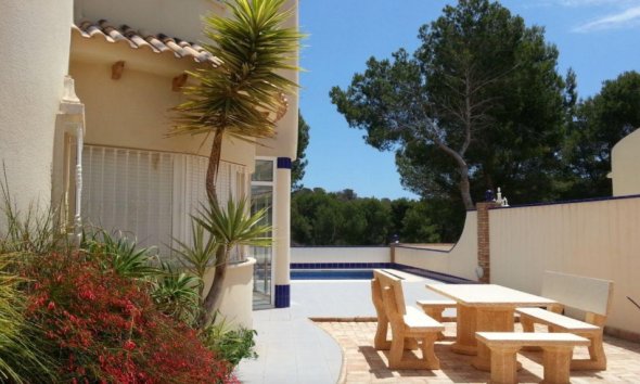 Resale - Villa - Orihuela Costa - Las Ramblas