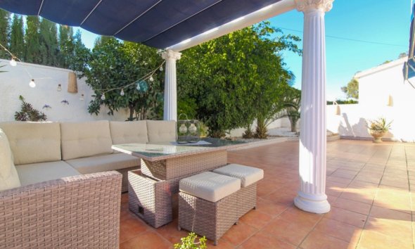 Resale - Villa - Orihuela Costa - Cabo Roig