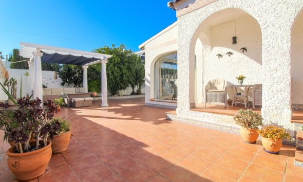 Resale - Villa - Orihuela Costa - Cabo Roig