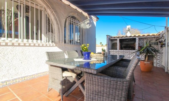 Resale - Villa - Orihuela Costa - Cabo Roig