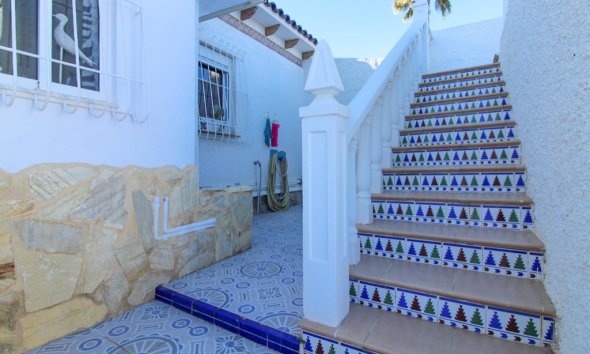 Resale - Villa - Orihuela Costa - Cabo Roig