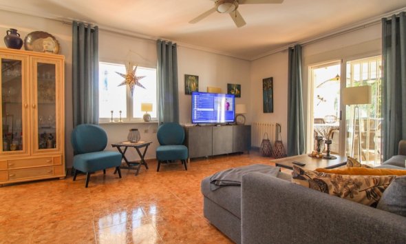 Resale - Villa - Orihuela Costa - Cabo Roig