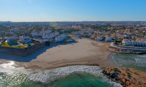 Resale - Villa - Orihuela Costa - Cabo Roig