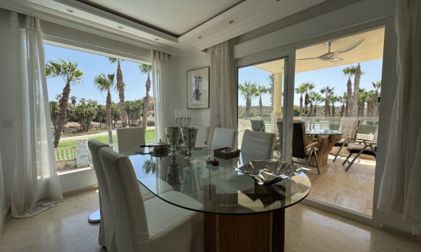 Resale - Villa - Orihuela Costa - Las Ramblas