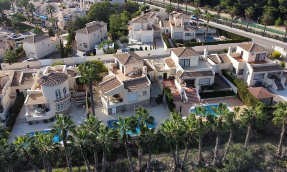Resale - Villa - Orihuela Costa - Las Ramblas