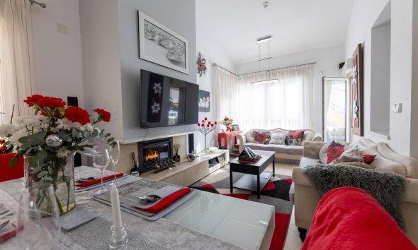 Resale - Villa - Orihuela Costa - Las Ramblas