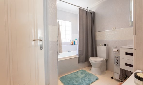 Resale - Villa - Orihuela Costa - Las Ramblas