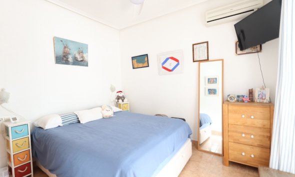 Resale - Villa - Orihuela Costa - Playa Flamenca