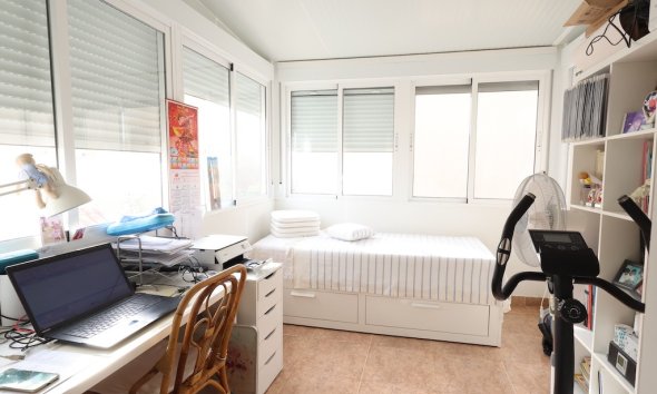 Resale - Villa - Orihuela Costa - Playa Flamenca