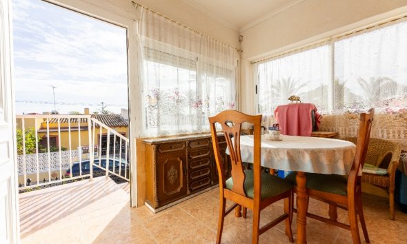 Resale - Villa - Punta Prima