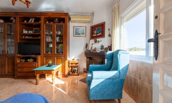 Resale - Villa - Punta Prima
