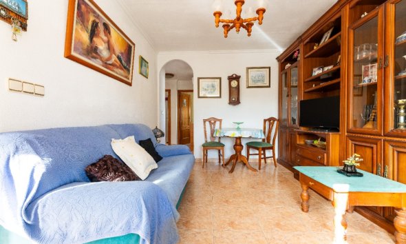 Resale - Villa - Punta Prima