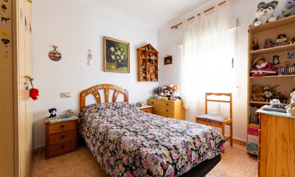 Resale - Villa - Punta Prima