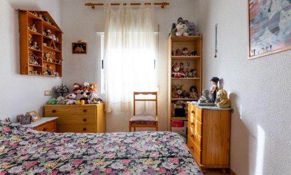 Resale - Villa - Punta Prima