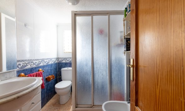 Resale - Villa - Punta Prima