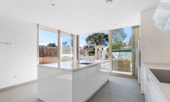 Resale - Villa - Orihuela Costa - Villamartín