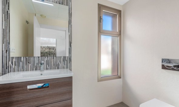 Resale - Villa - Orihuela Costa - Villamartín