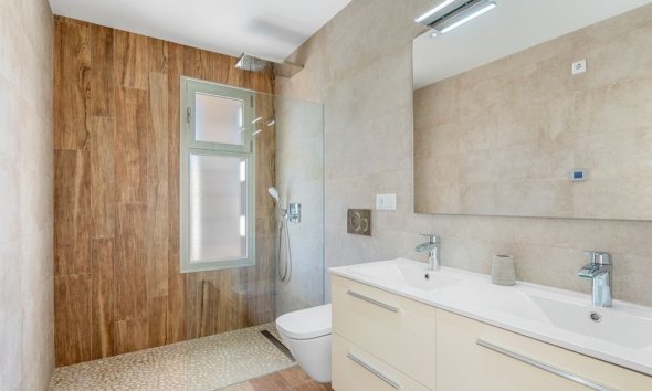 Resale - Villa - Orihuela Costa - Villamartín