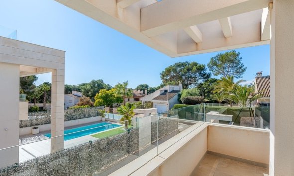 Resale - Villa - Orihuela Costa - Villamartín